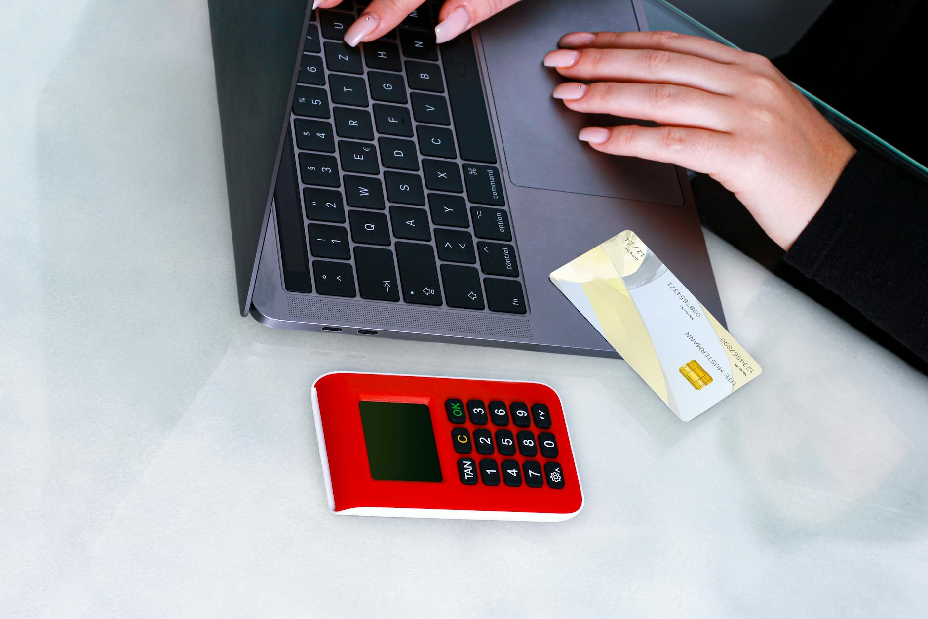 How to Secure Your Online Banking Login - Featured image