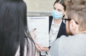What to Do If Your Health Insurance Information Is Stolen - Featured image