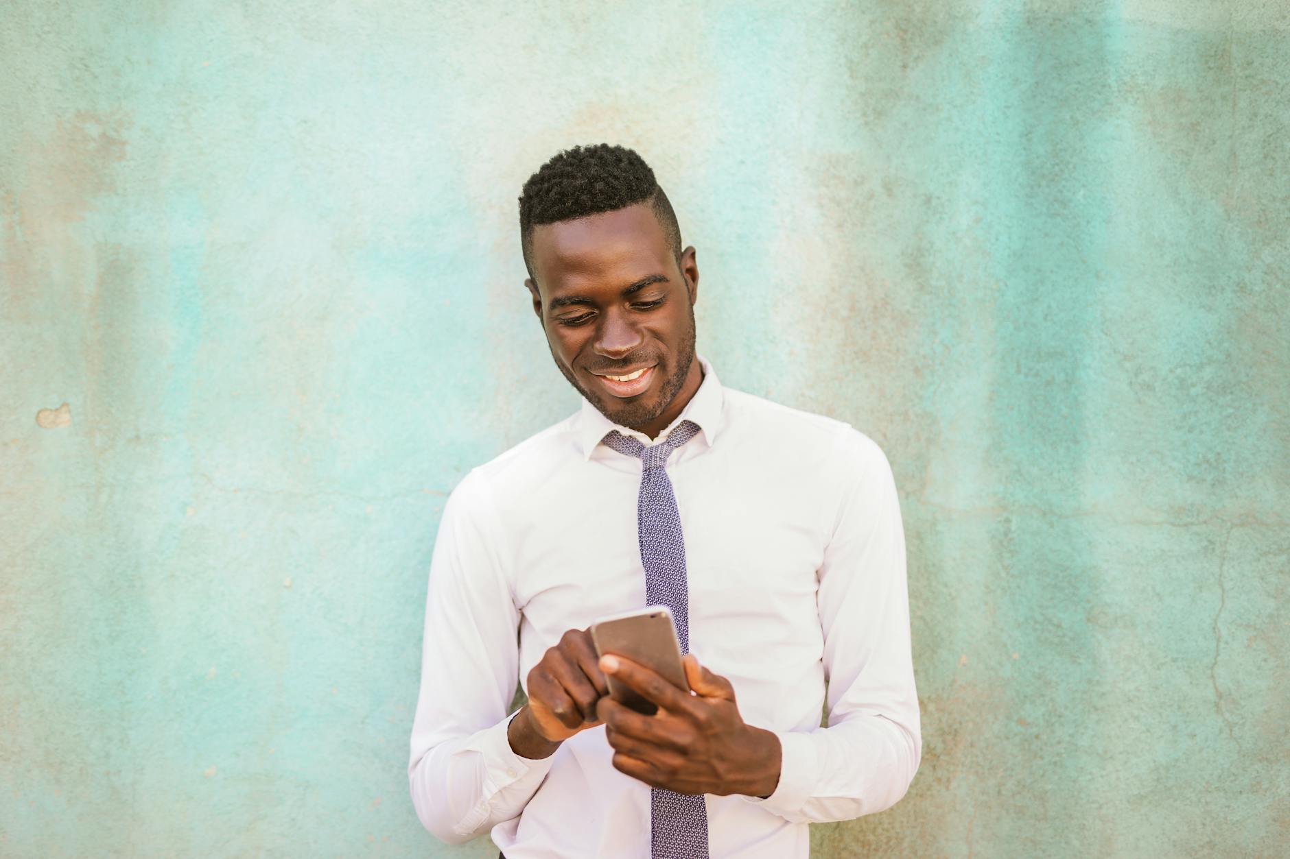 How to Check If Your Phone Was Cloned - Featured image