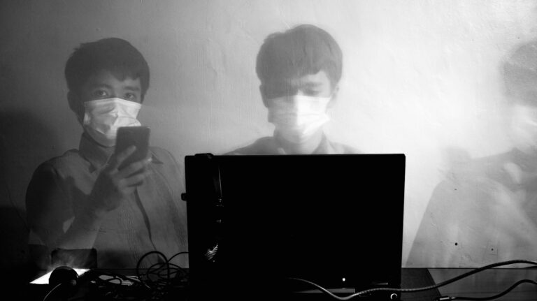 How to Protect Your Browsing History Online - Featured image