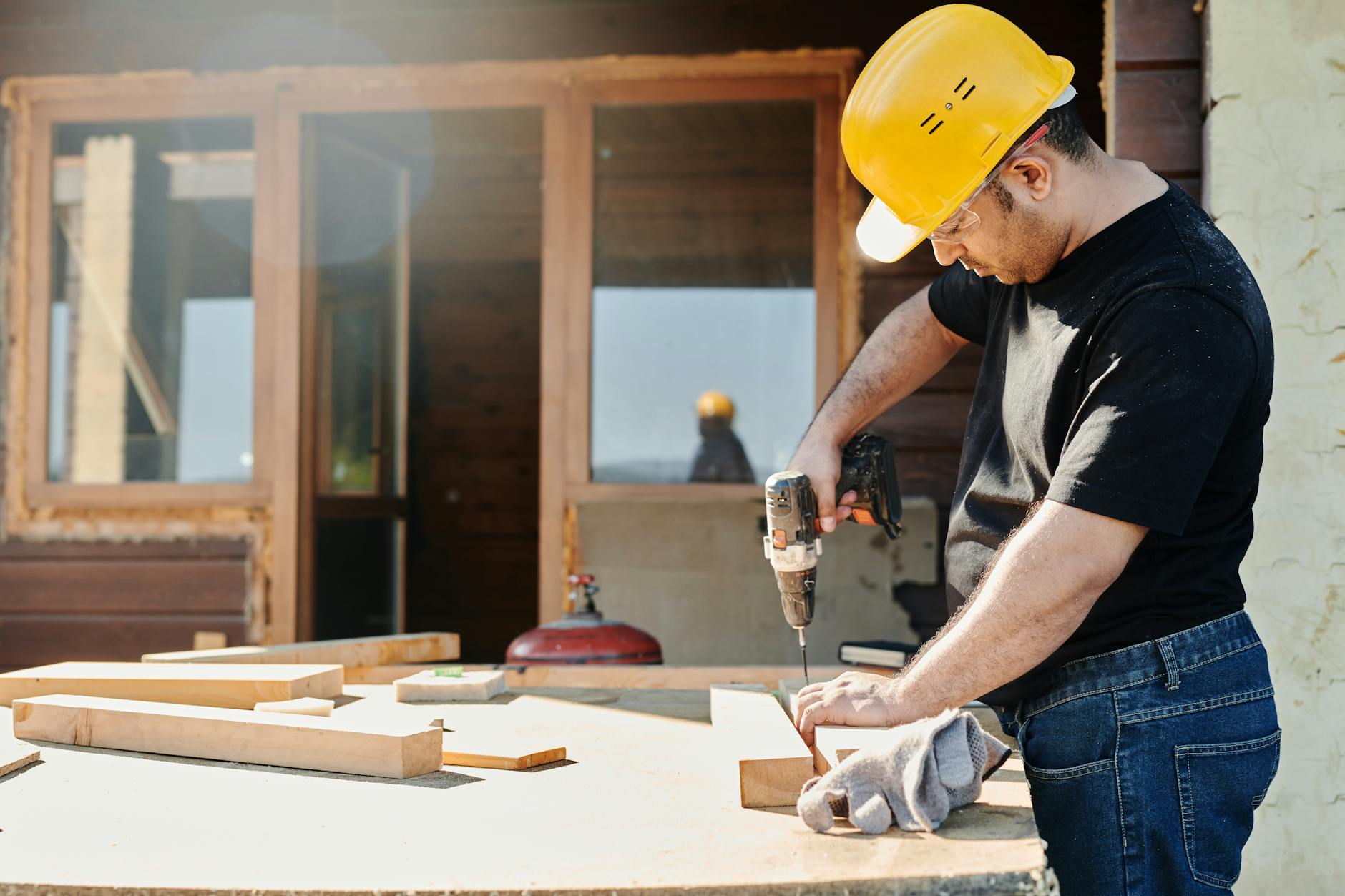 Best Privacy Practices for Home Renovation Projects - Featured image