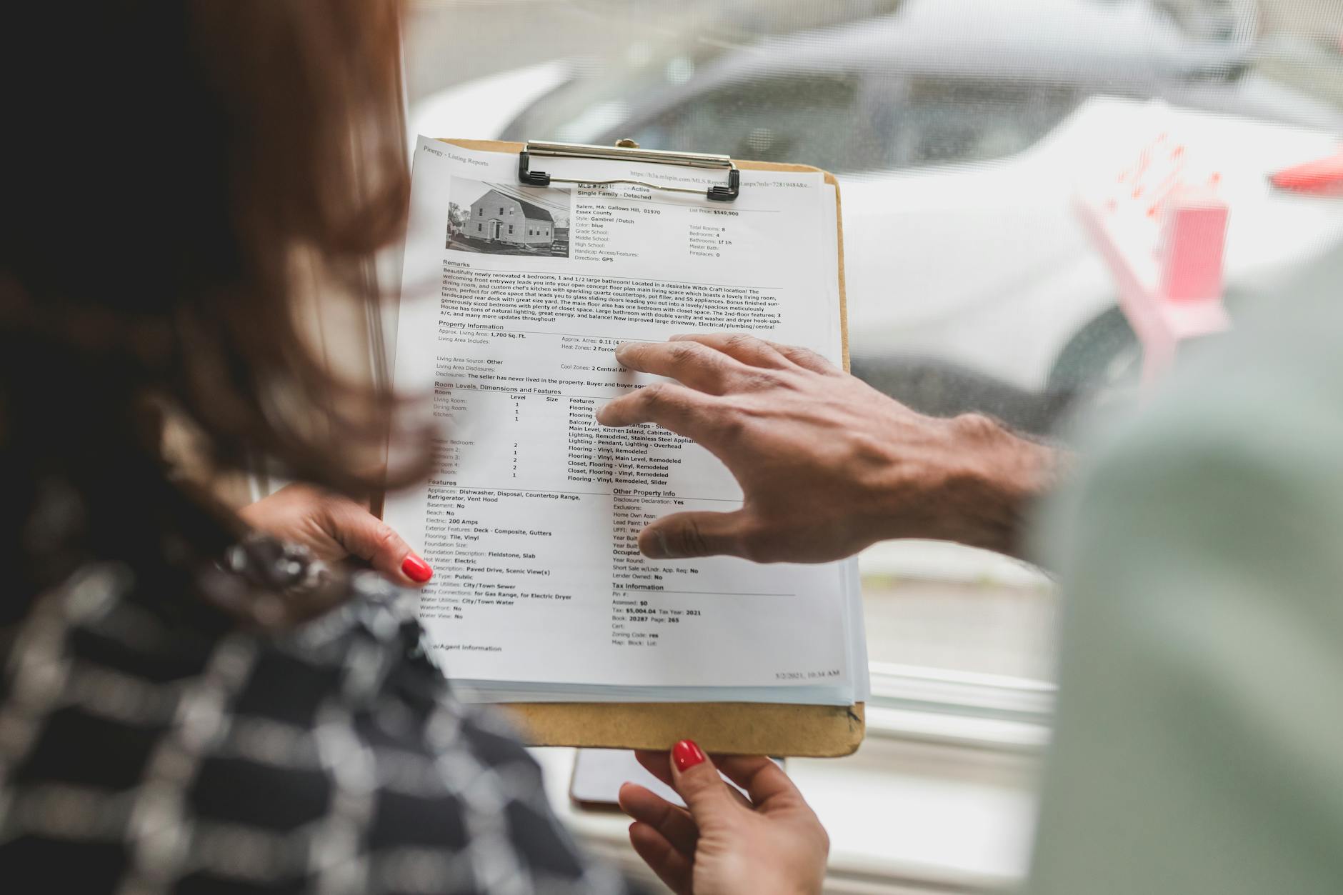 How to Protect Your Property Deed Information - Featured image