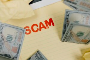 How to Recognize Insurance Scams Using Stolen Data - Featured image