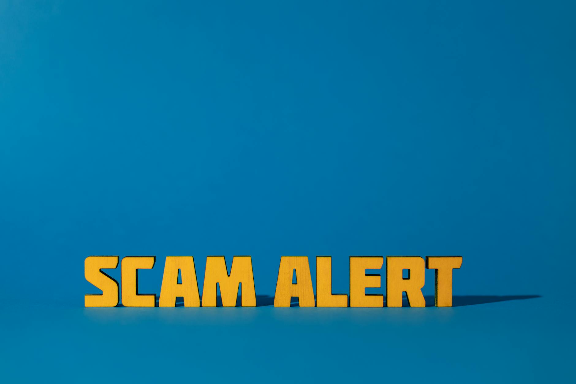 How to Recognize Legal Scams Using Stolen Data - Featured image