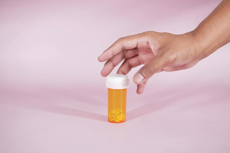 How to Secure Your Prescription Refill Information - Featured image
