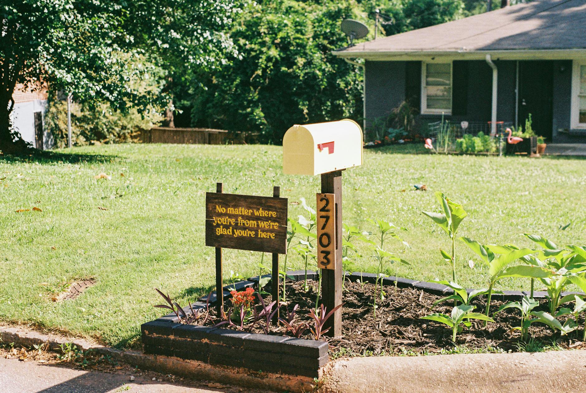 Signs Your Home Equity Line Is Compromised - Featured image