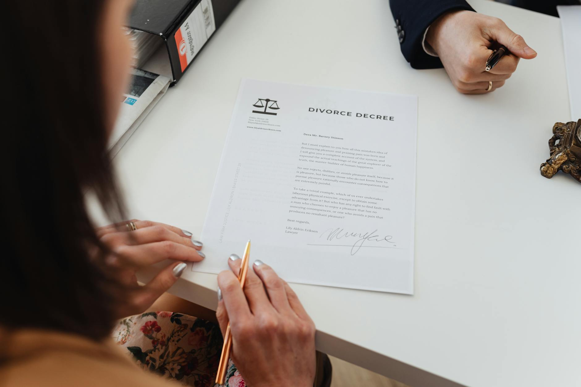 What to Do If Your Divorce Records Are Leaked - Featured image