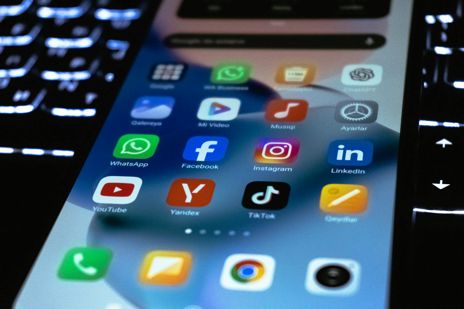 How to Change Your LinkedIn Connection Privacy Settings