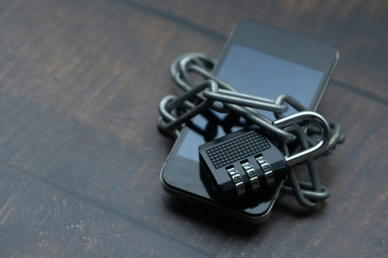 How to Protect Your Purchase History Privacy - Featured image