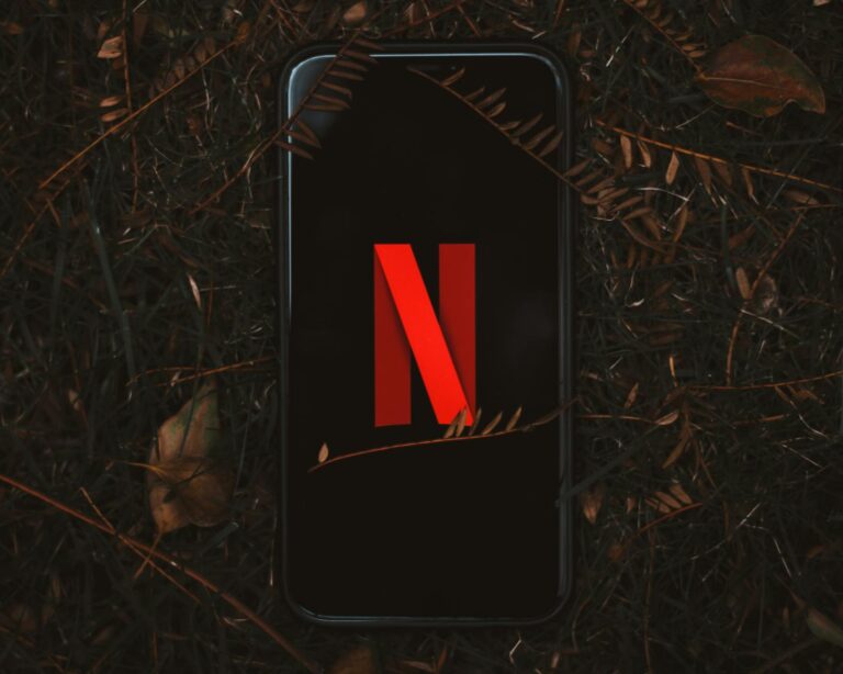 How to Secure Your Netflix Account Properly - Featured image