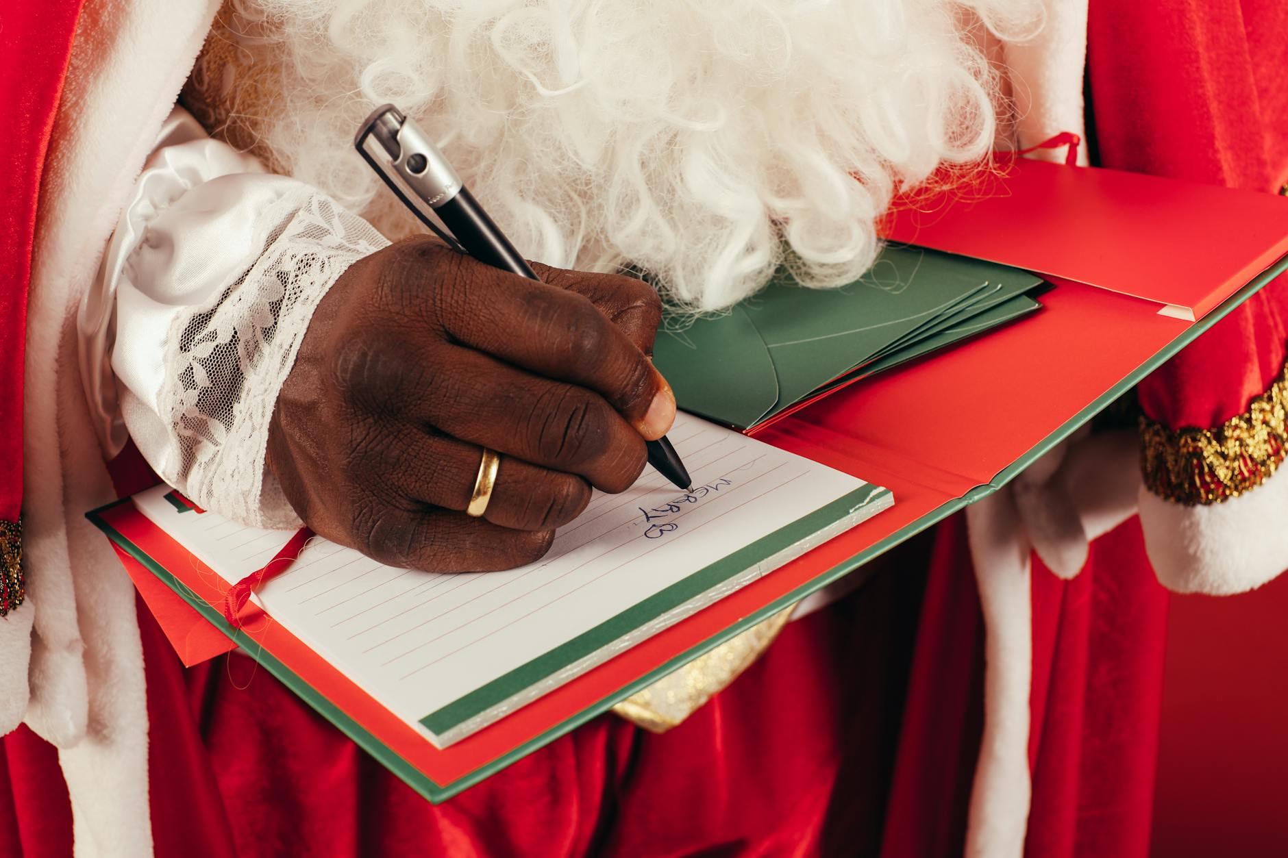 REAL-WORLD EXAMPLES OF WISHLIST COMPROMISE IN DATA BREACHES