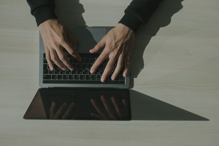 Email Phishing Kit Exploits Code Obfuscation to Compromise Microsoft 365 Accounts - Featured image