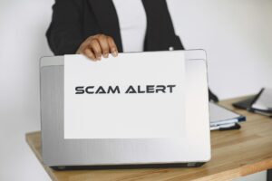 I Got Scammed in Paris: These 8 Affordable Protective Items Saved Me Later - Featured image