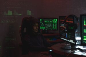 Gaming Malware Scam Drains Investors $220K in Cryptocurrency - Federal Probe Expands - Featured image