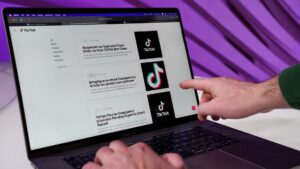 New macOS Malware Trojan Impersonates Apple Crash Reporter to Steal Data - Featured image