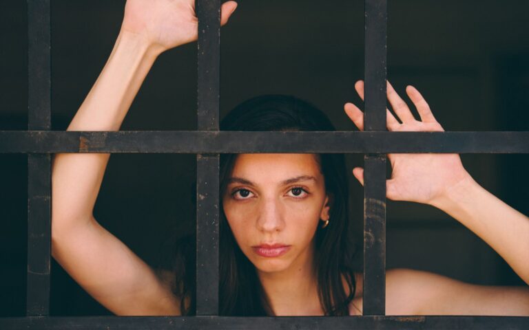 Woman Imprisoned Over Stolen Identity in Bamban POGO Fraud Finally Released - Featured image