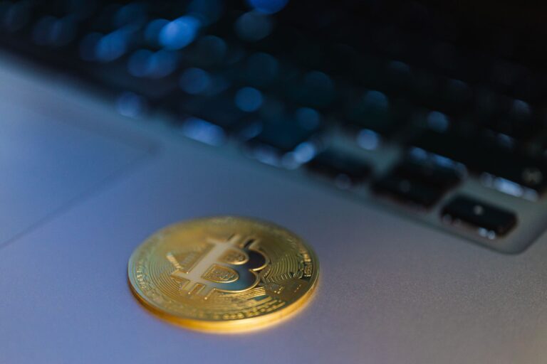 Cryptocurrency Wallet Owners Targeted by OkoBot Malware Stealing Private Keys and Funds - Featured image